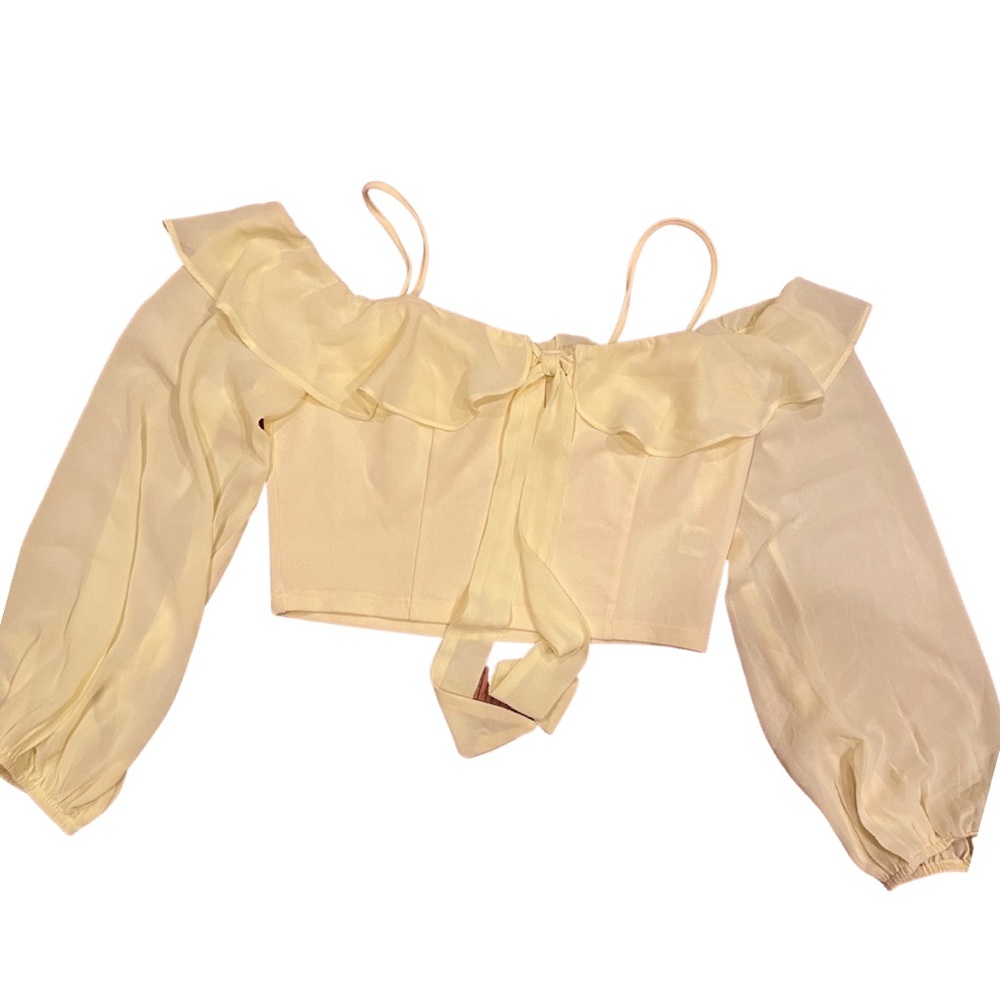 PRIVY Crop Top